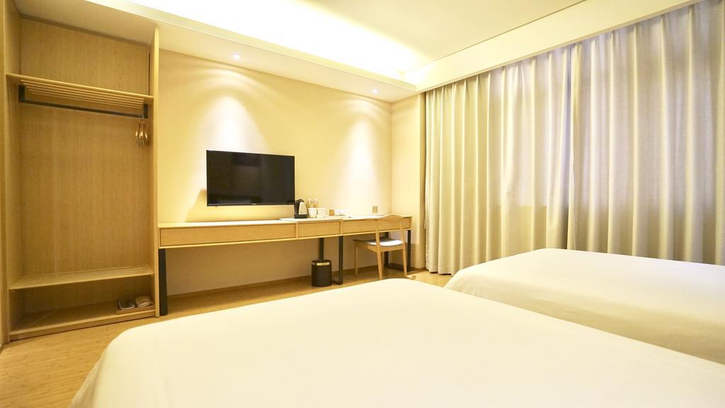 Ji Hotel Shanghai Oriental Pearl Tower Extérieur photo