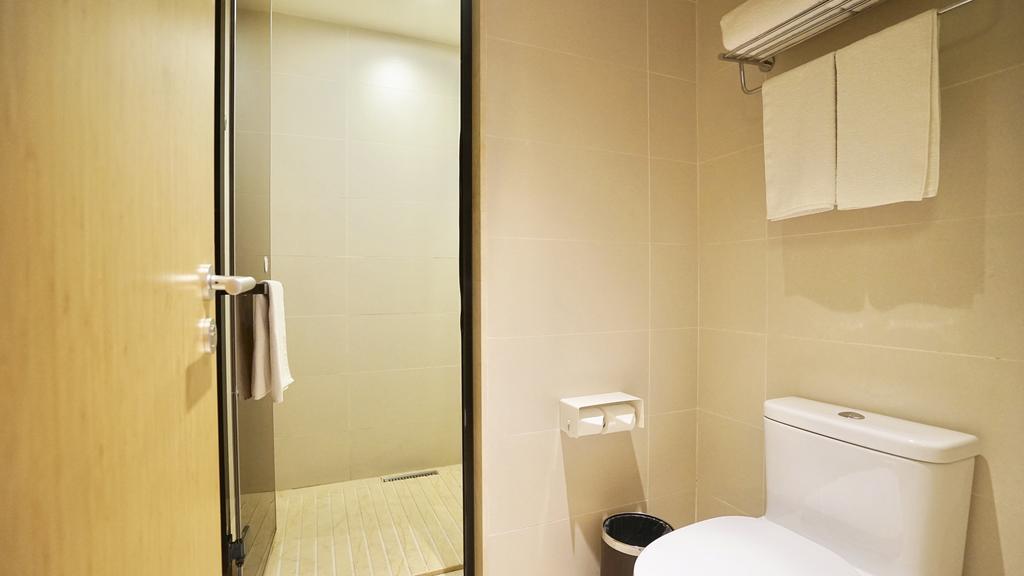 Ji Hotel Shanghai Oriental Pearl Tower Extérieur photo