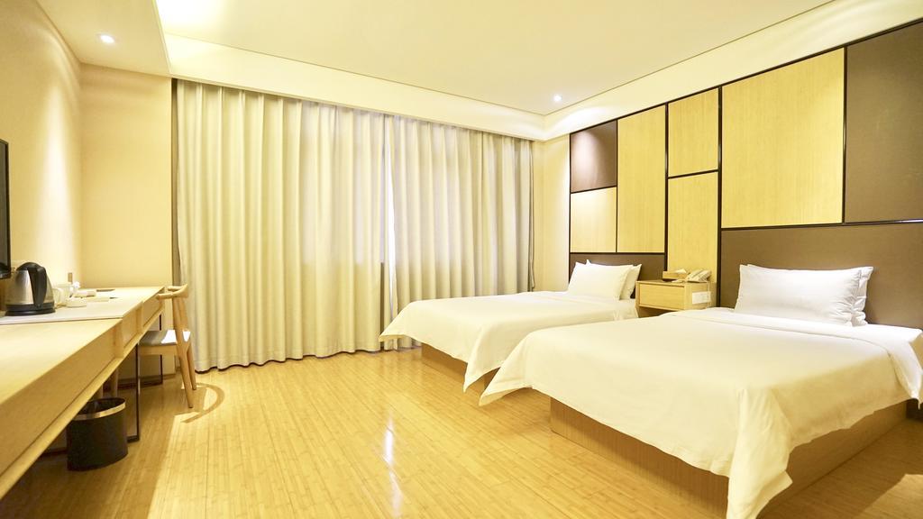 Ji Hotel Shanghai Oriental Pearl Tower Extérieur photo